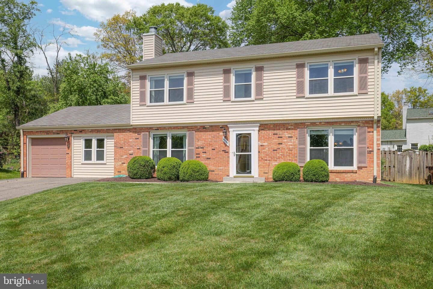 Property Photo: 4537 Lantern Place VA 22306