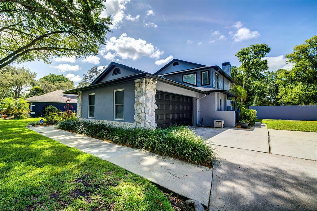 Property Photo:  23548 Oakside Boulevard  FL 33559 