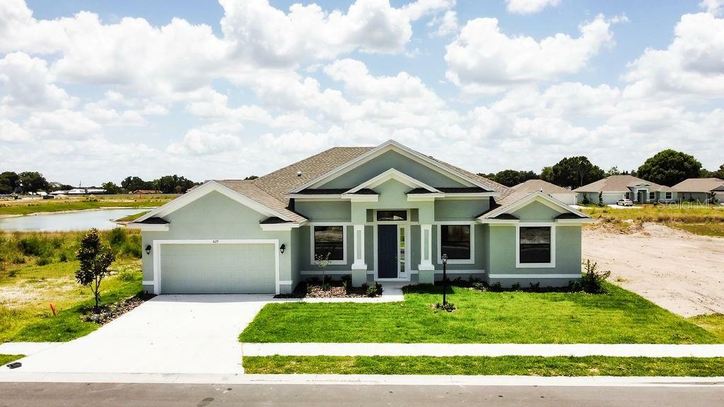 Property Photo: 629 Jaxson Blvd FL 33880