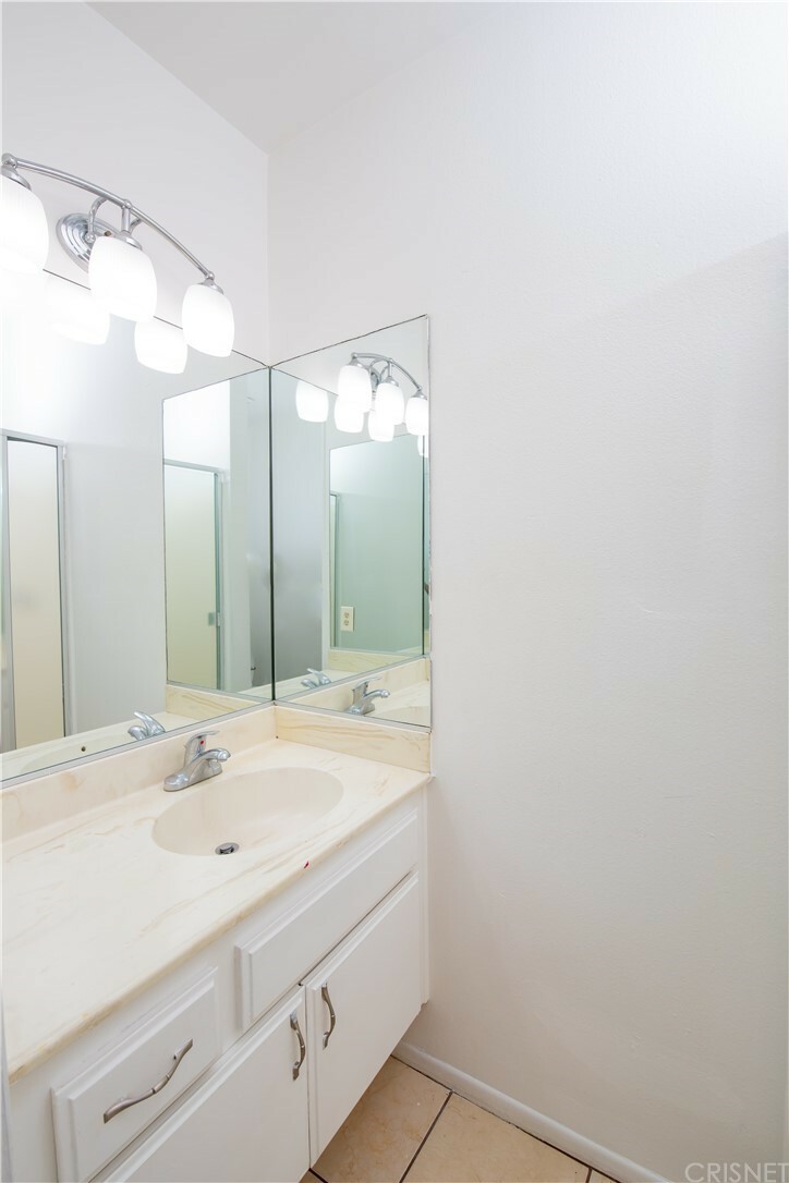 Property Photo:  8641 Glenoaks Boulevard 201  CA 91352 