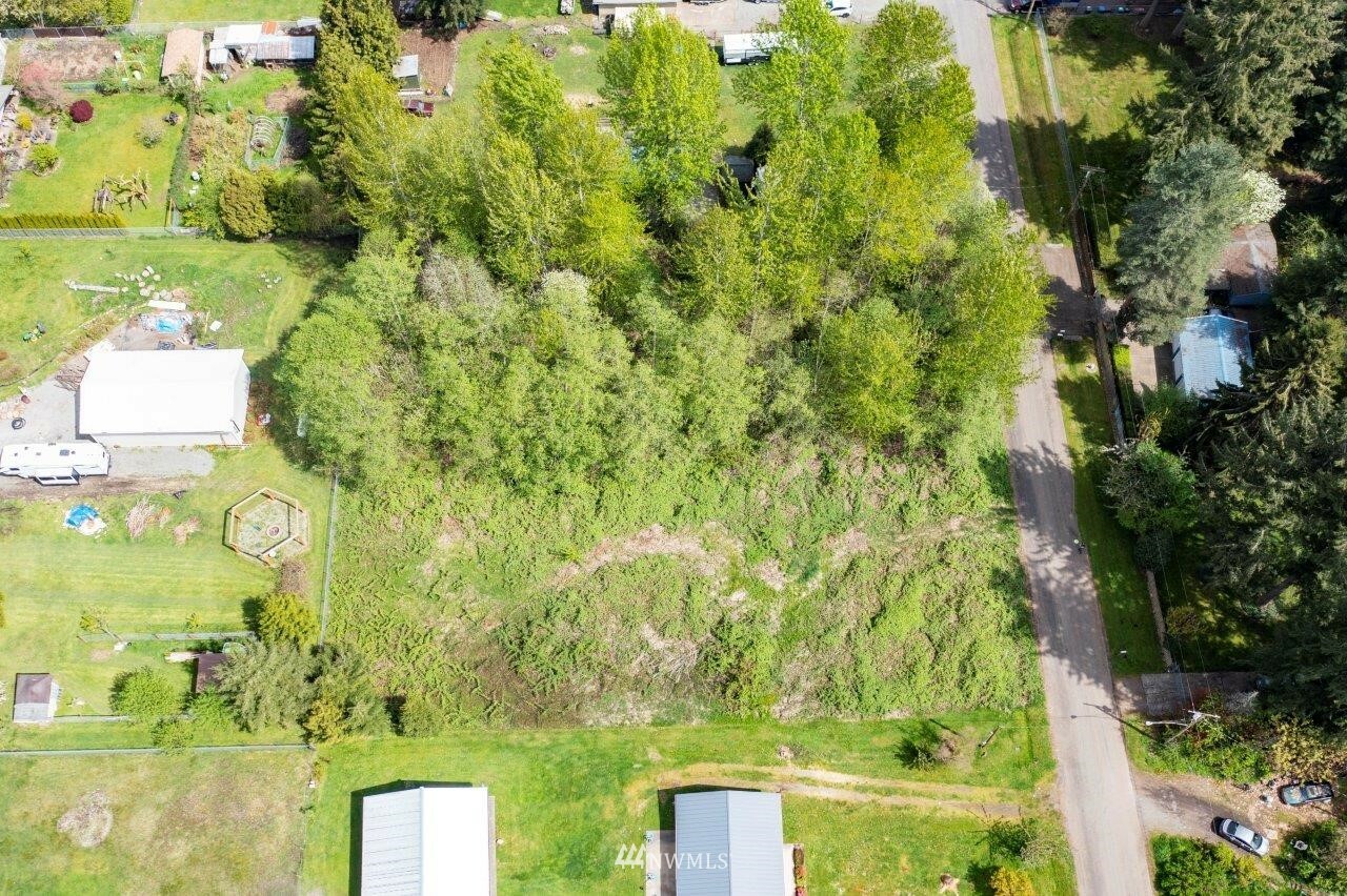 Property Photo:  18630 SE 215th Street  WA 98025 