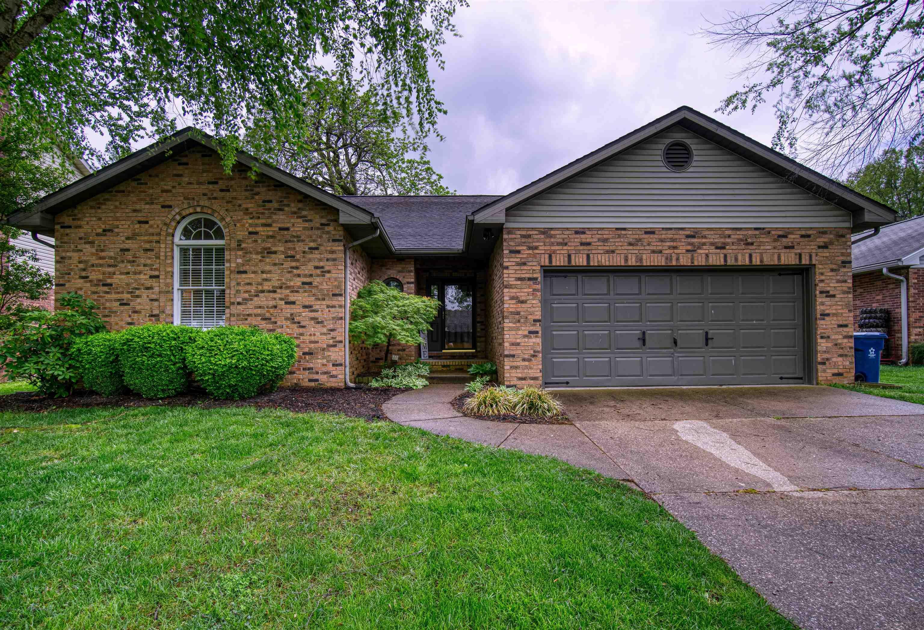 Property Photo:  2841 Oakshire Drive  IN 47711 