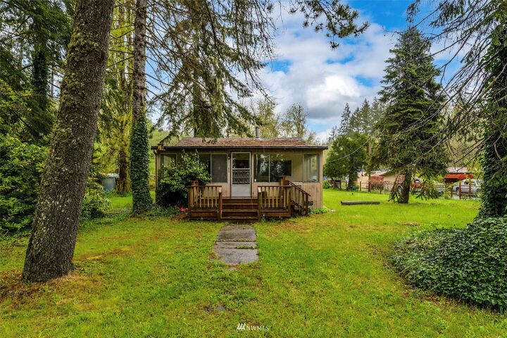 Property Photo:  1380 SE Somers Drive  WA 98584 