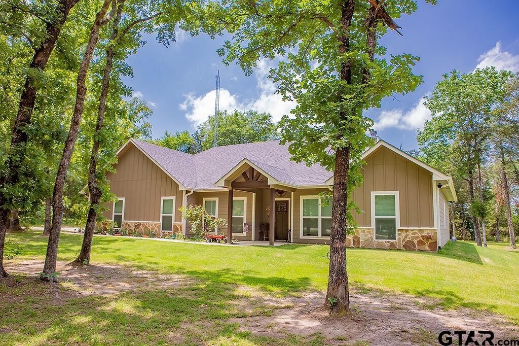 Property Photo:  617 Rs Cr 1180  TX 75440 