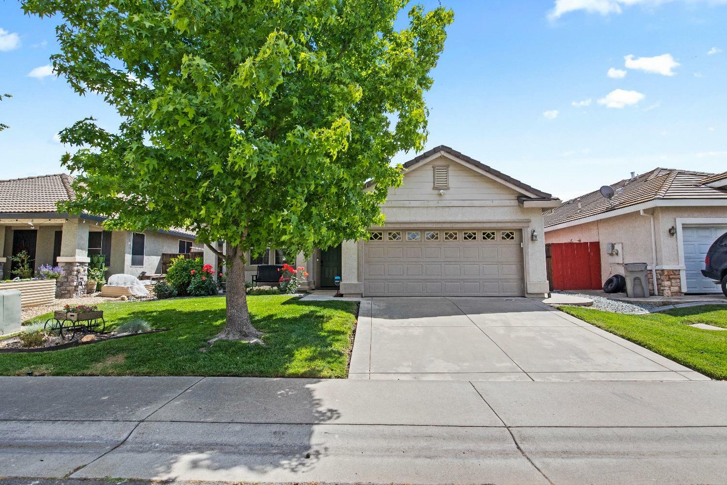 Property Photo:  3424 Jabbour Way  CA 95834 