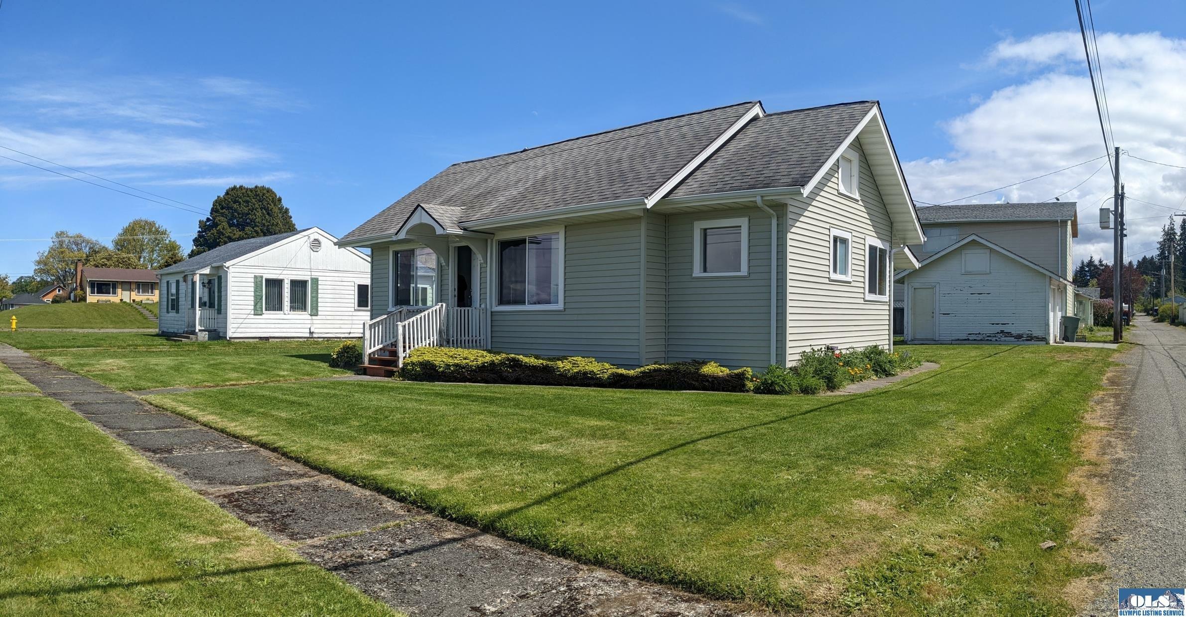 Property Photo: 315 N Jones WA 98362