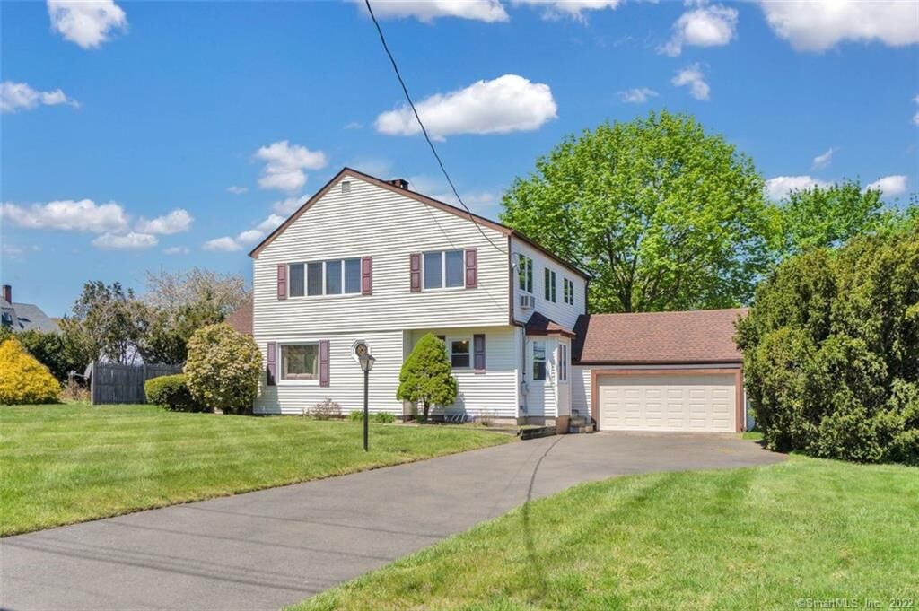 Property Photo:  111 Homewood Avenue  CT 06473 