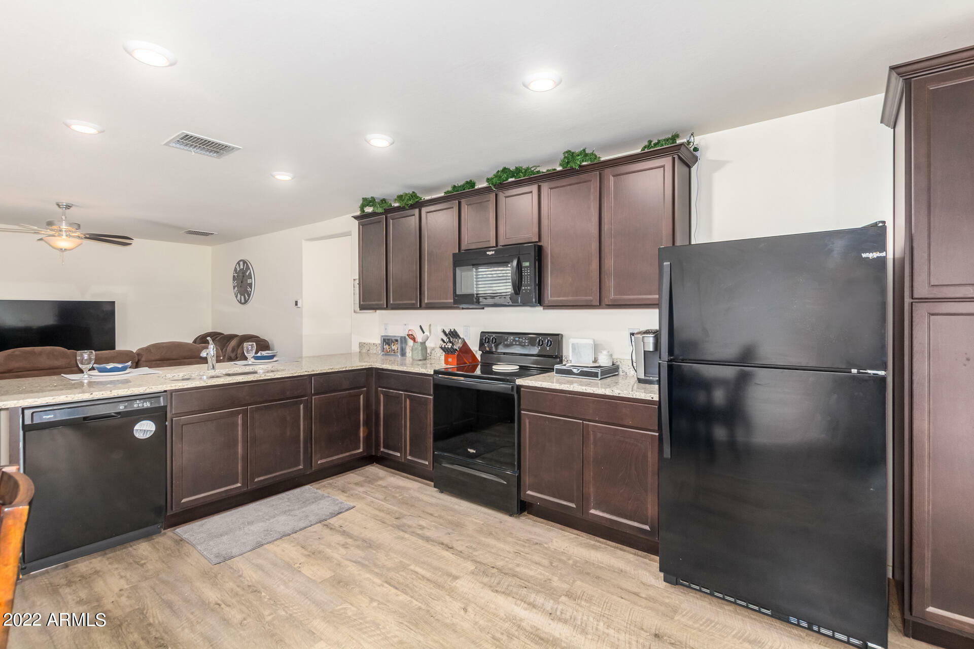 Property Photo: 25432 W Yanez Drive AZ 85326