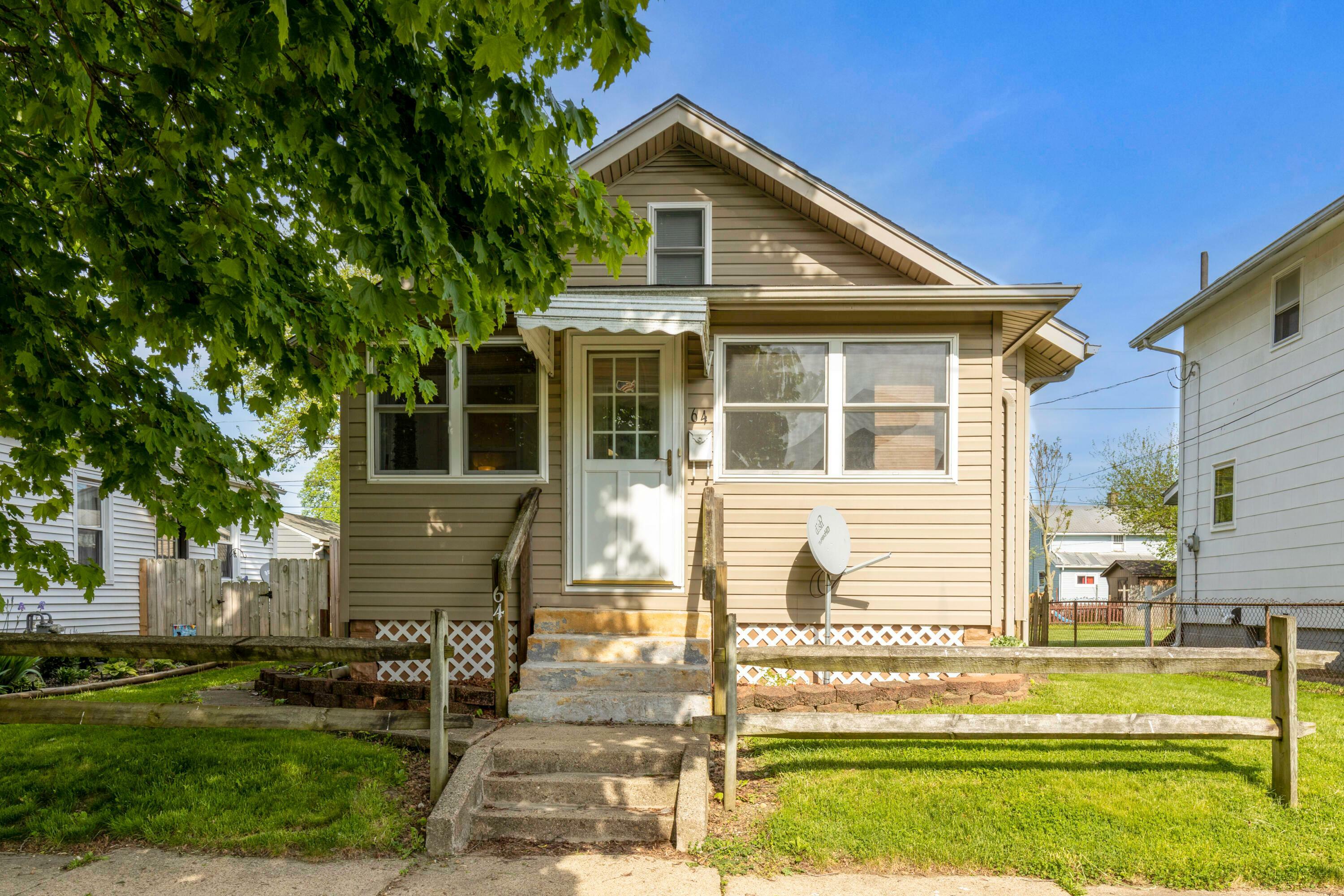 Property Photo:  64 Madison Avenue  OH 43055 