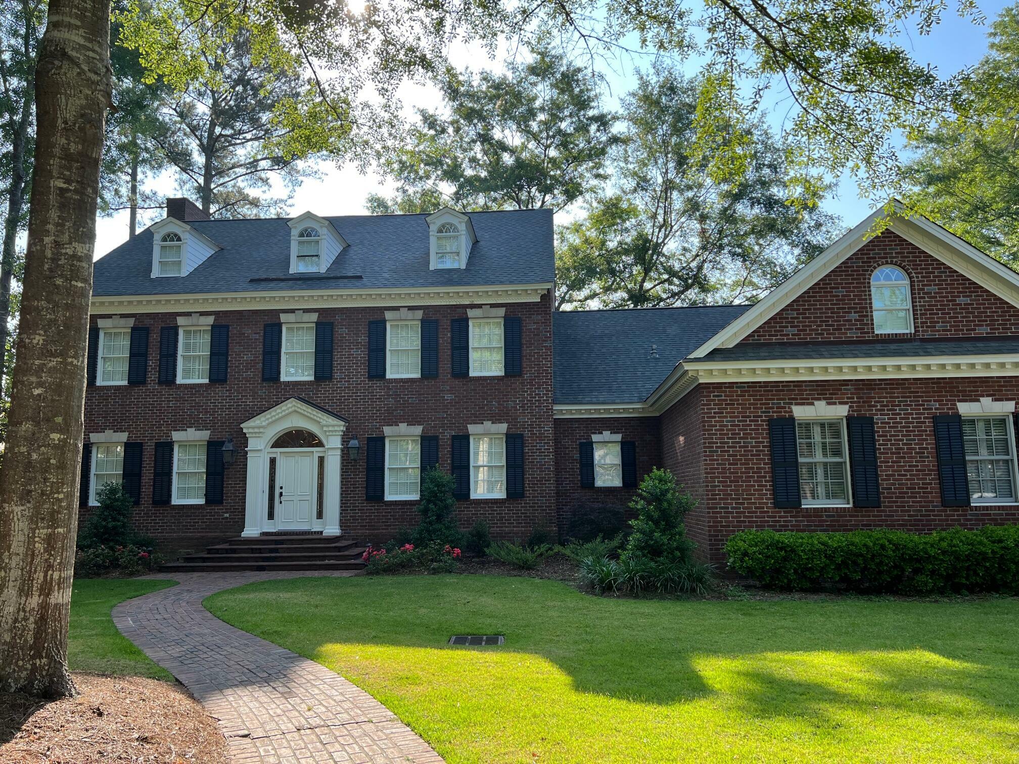 Property Photo: 223 W Canebrake Blvd MS 39402