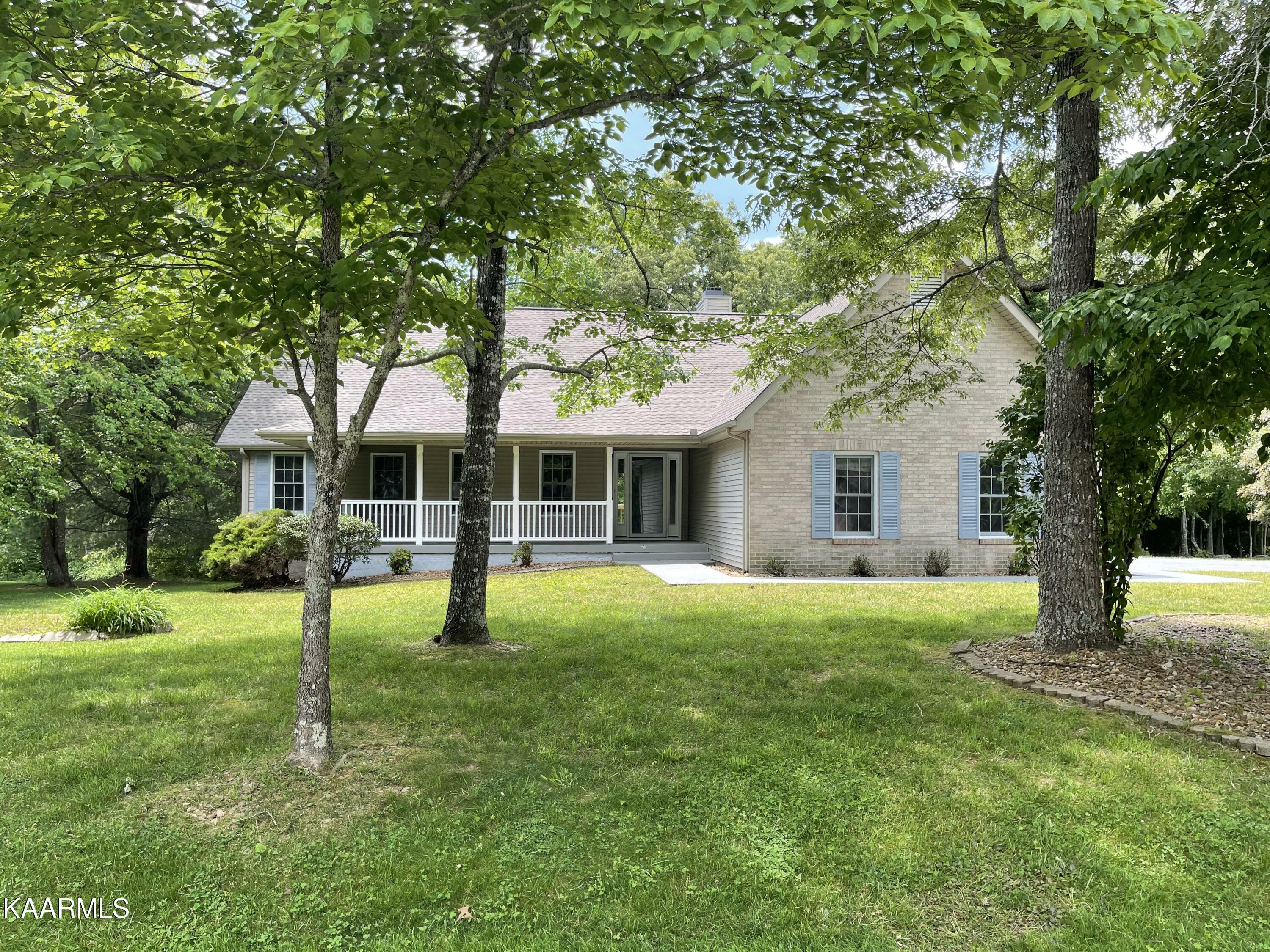 Property Photo:  222 Pomeroy Drive  TN 38558 