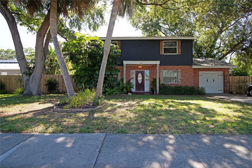 Property Photo:  8601 94th Street  FL 33777 