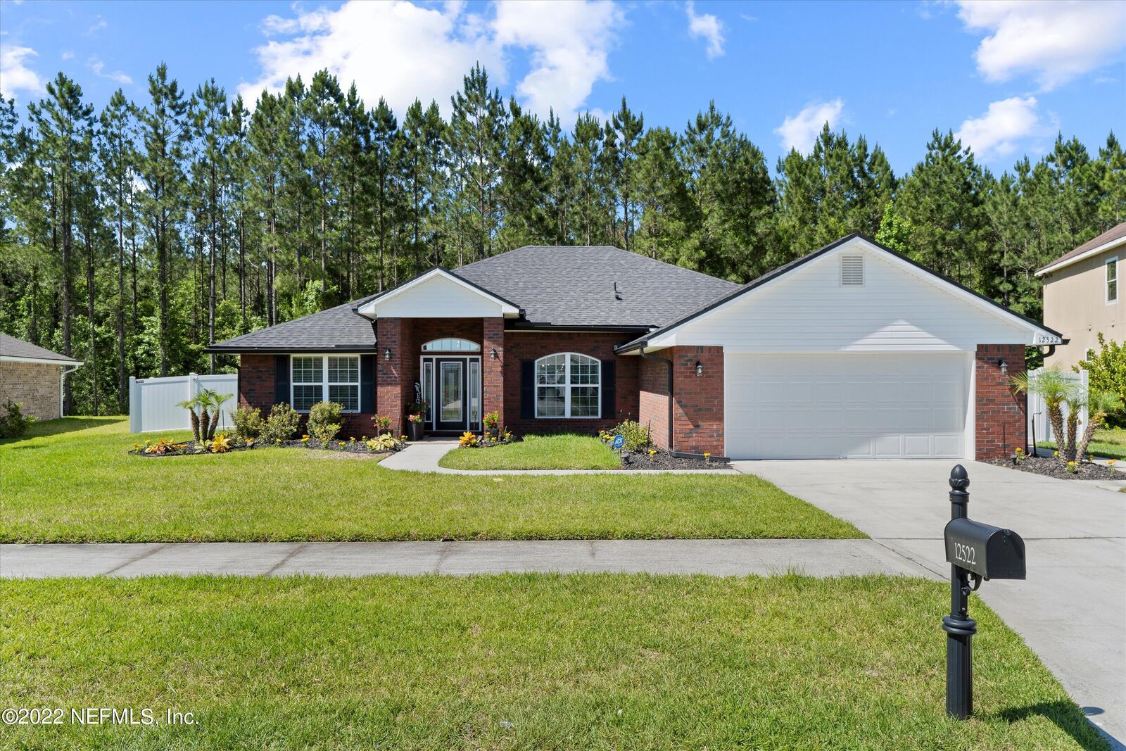 Property Photo:  12522 Weeping Branch Circle  FL 32218 