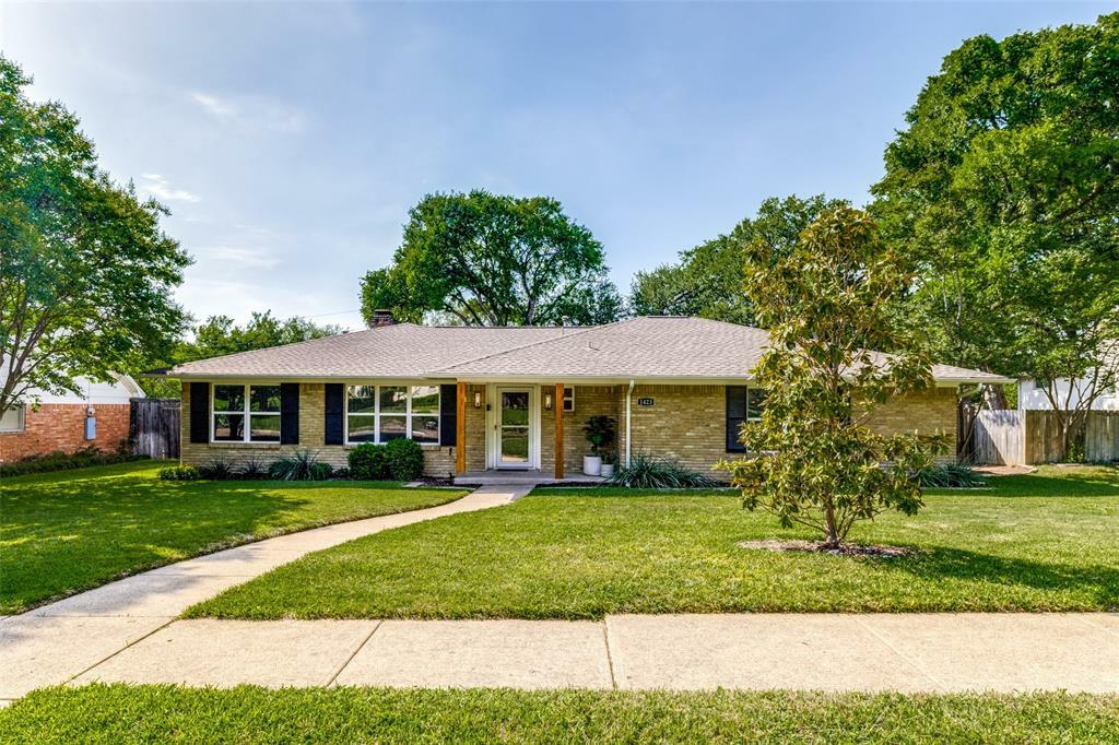 Property Photo:  1423 Foxgrove Circle  TX 75228 