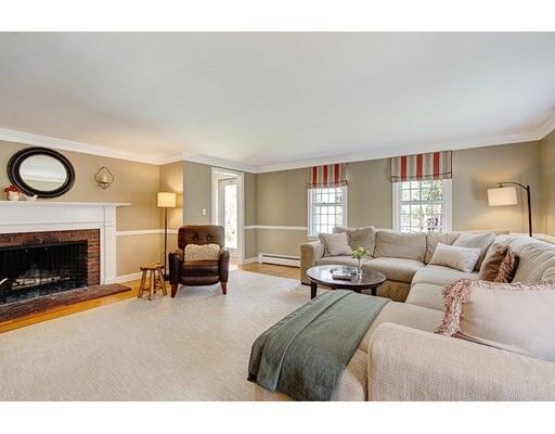 Property Photo:  3 Wagon Wheel Road  MA 01810 