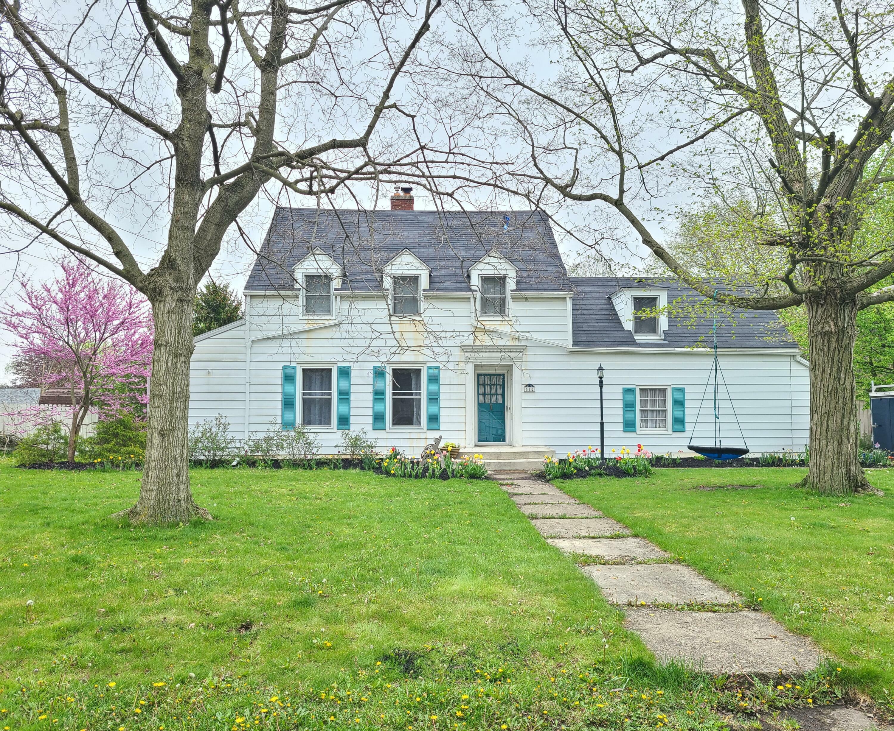 Property Photo: 582 Summit Street OH 43302