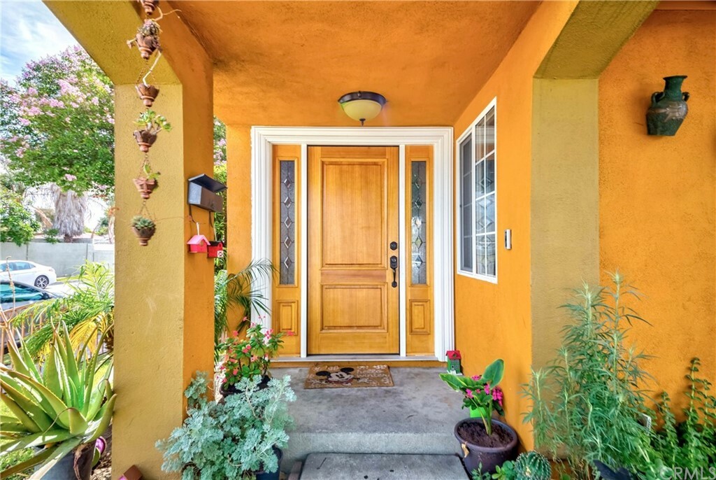 Property Photo:  9202 Pioneer Boulevard  CA 90670 