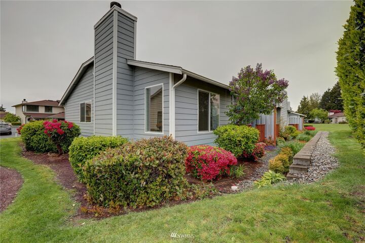 24906 110th Avenue SE 23D  Kent WA 98030 photo