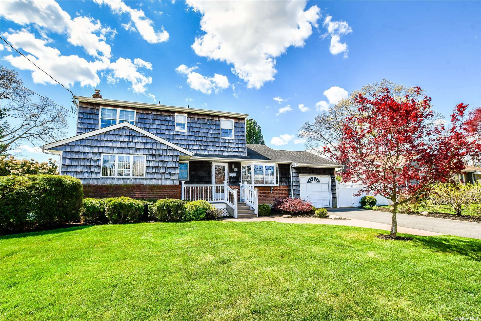 Property Photo: 12 4th Avenue NY 11735