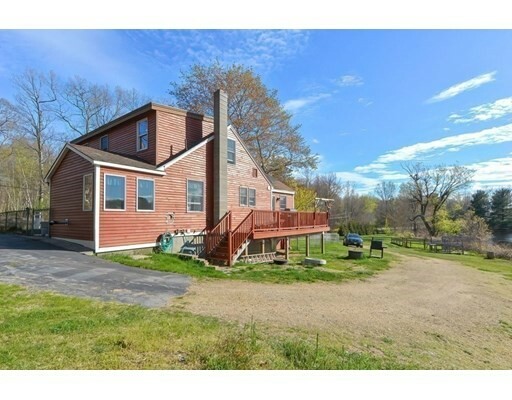 Property Photo:  15 Old Spencer Rd  MA 01507 