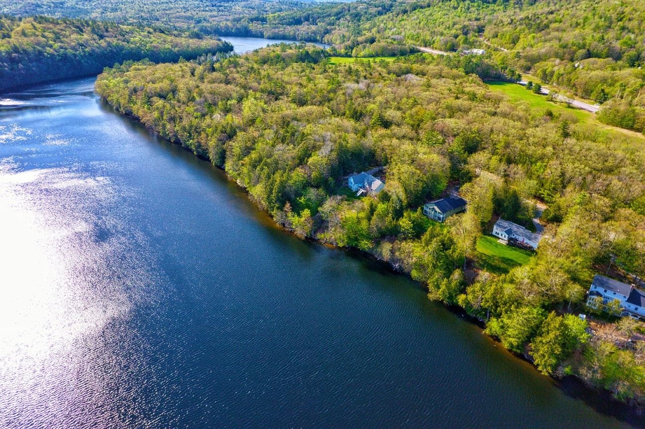 Property Photo: 90 Pemigewasset Shores NH 03222