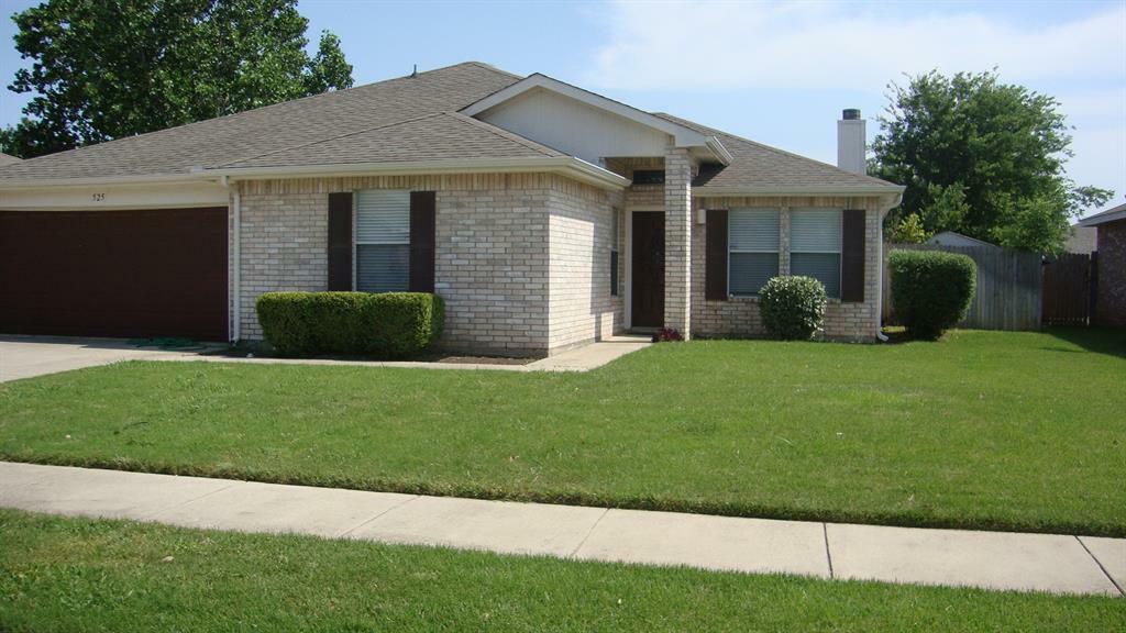 Property Photo:  525 Bailey Street  TX 76179 