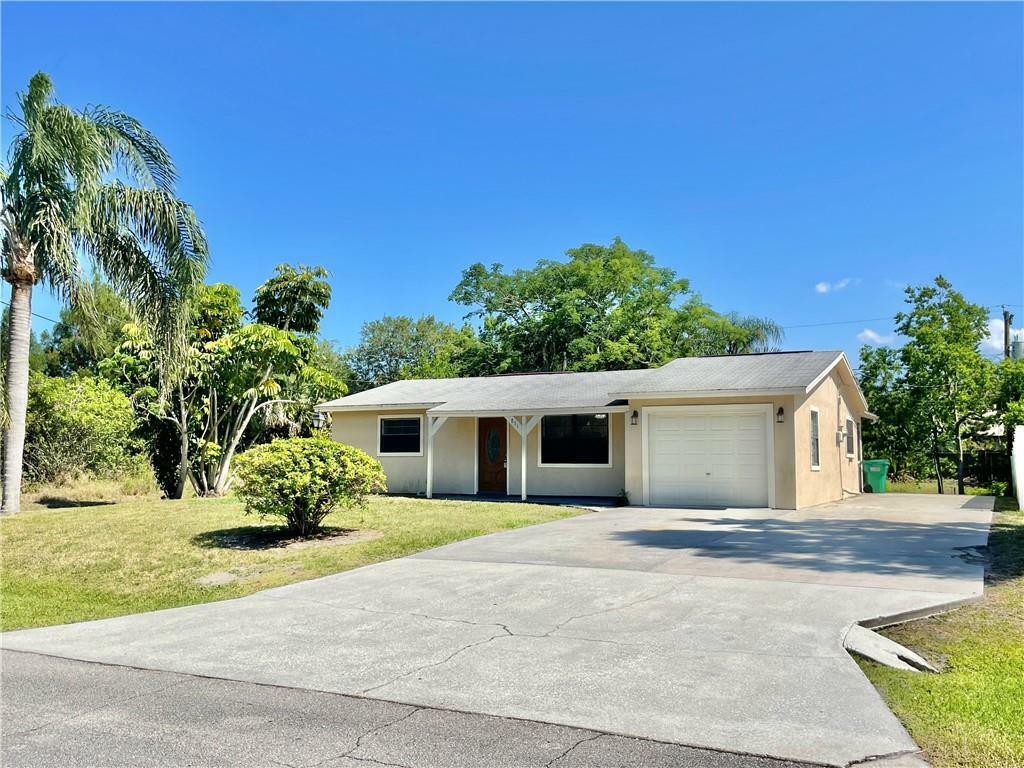 Property Photo:  831 Tarpon Avenue  FL 32958 