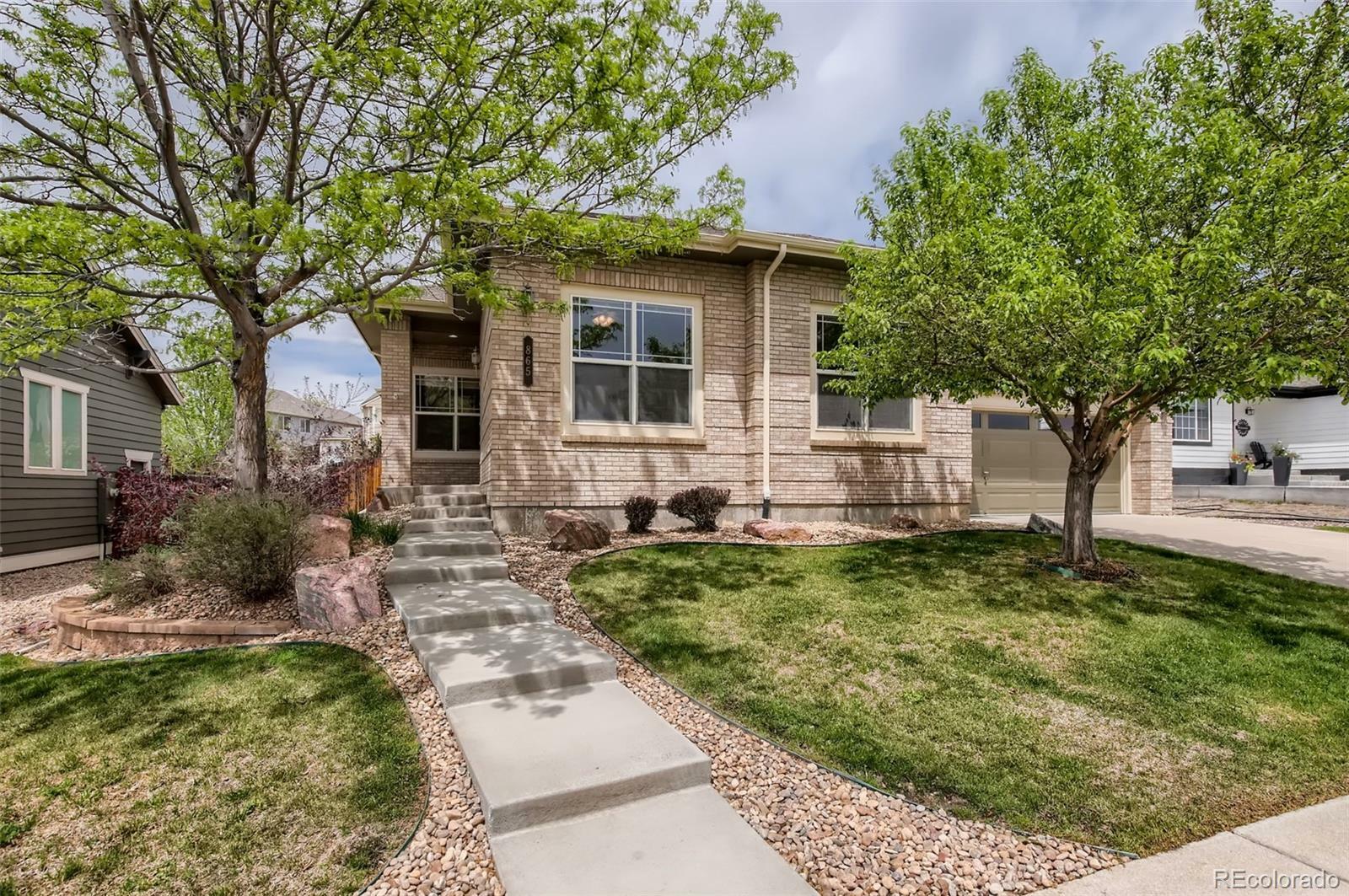 Property Photo: 865 Tarpan Place CO 80104
