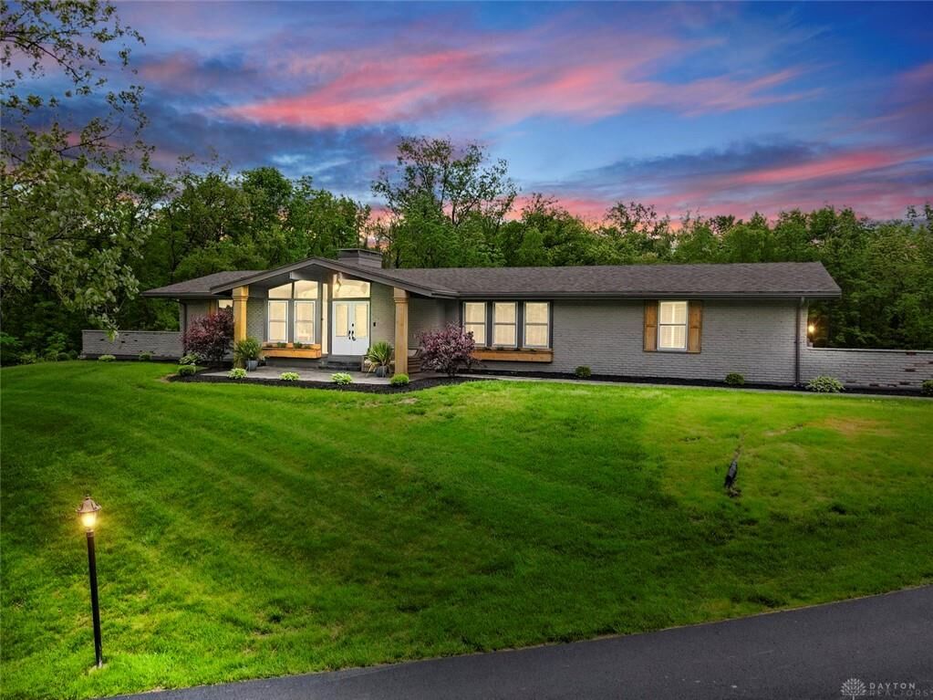 Property Photo: 124 Farrell Road OH 45377