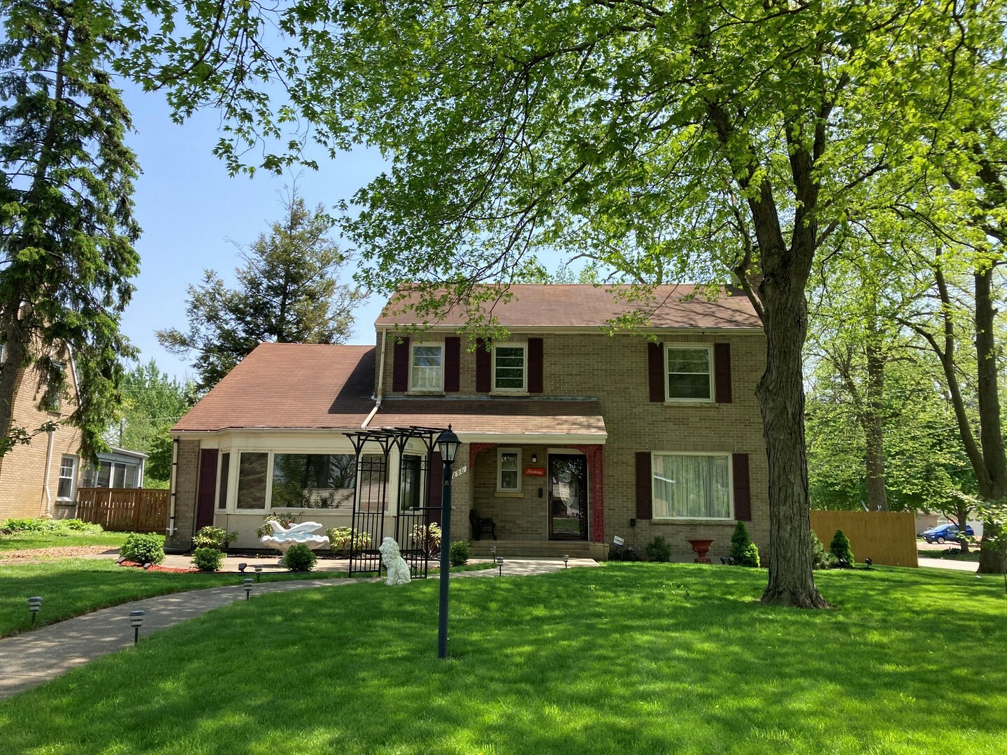 Property Photo:  1290 S Lincoln Avenue  IL 60901 