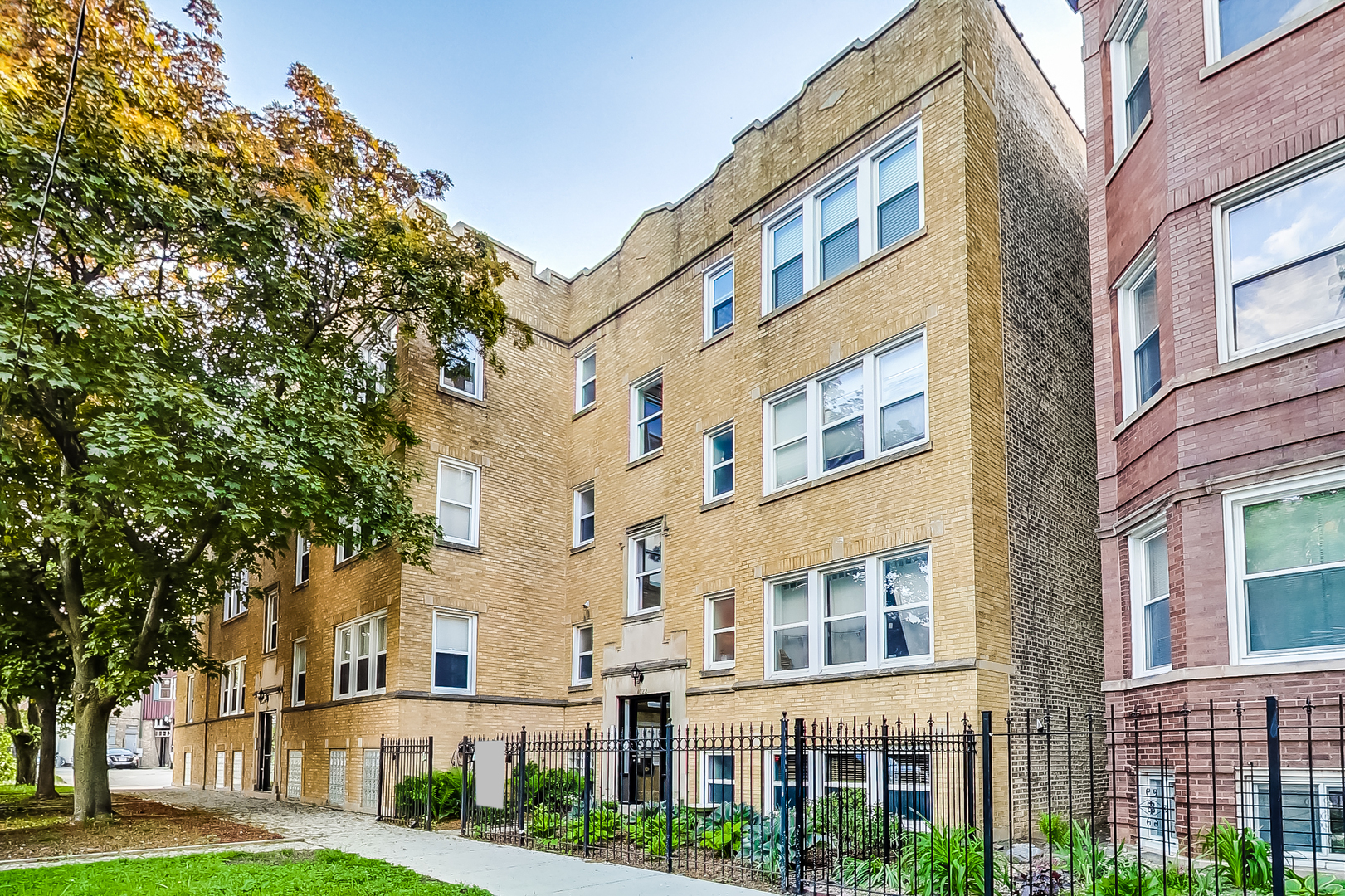 Property Photo:  4022 N Monticello Avenue G  IL 60618 