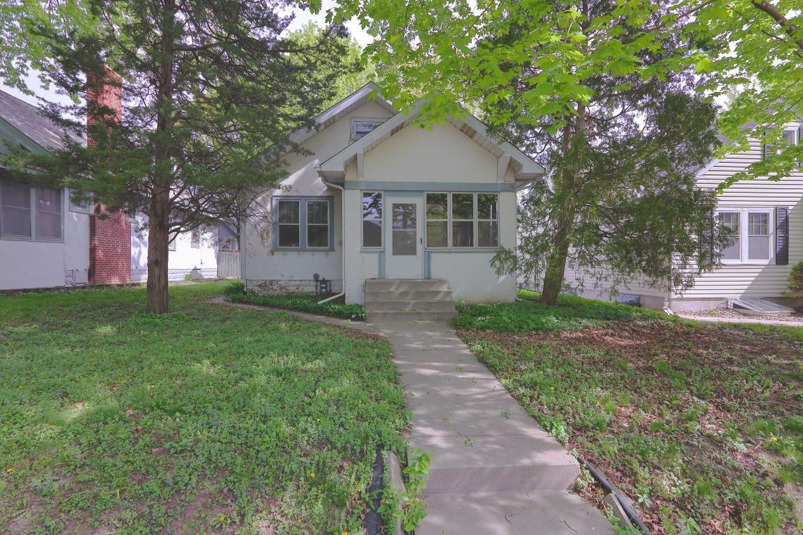 Property Photo: 1373 Sargent Avenue MN 55105