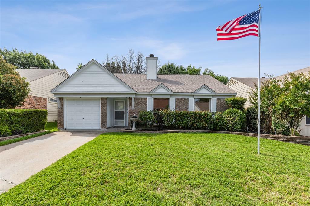 Property Photo:  3912 River Birch Road  TX 76137 