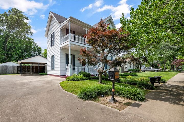 601 NW A Street  Bentonville AR 72712 photo