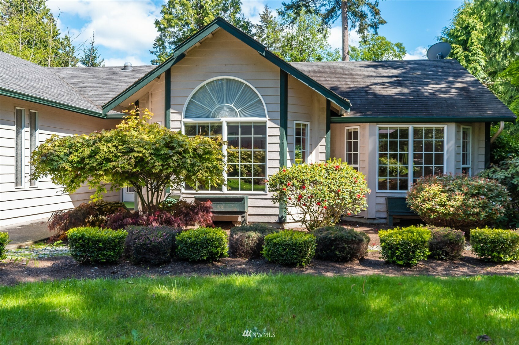 Property Photo:  330 Snohomish Drive  WA 98257 