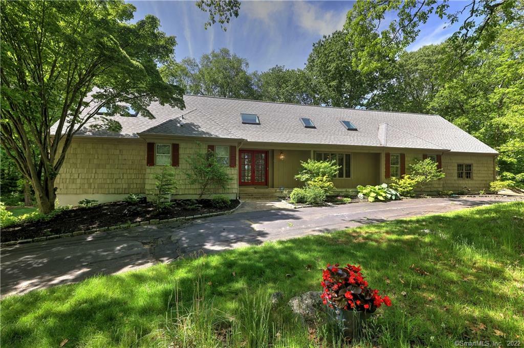 Property Photo:  1 Pine Hill Road  CT 06525 