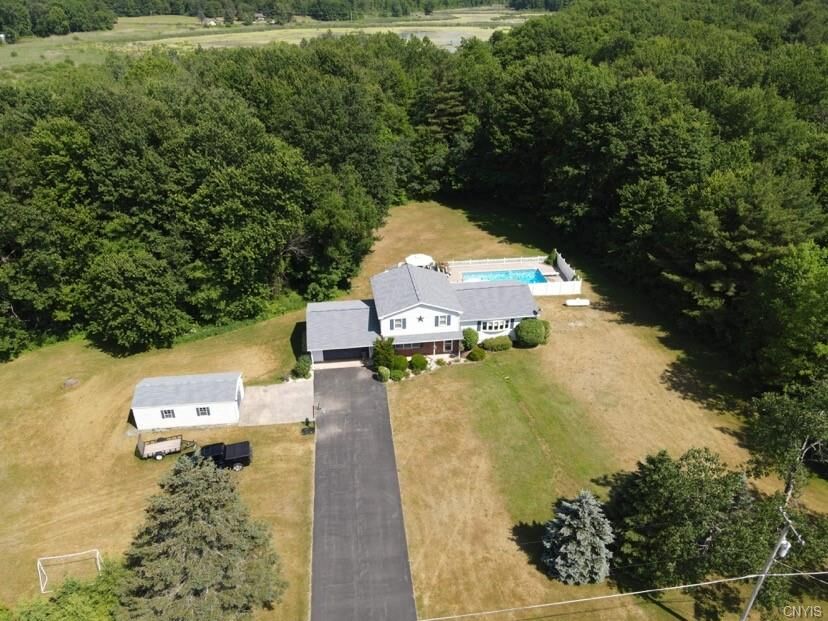 Property Photo: 554 Baldwin Road NY 13069