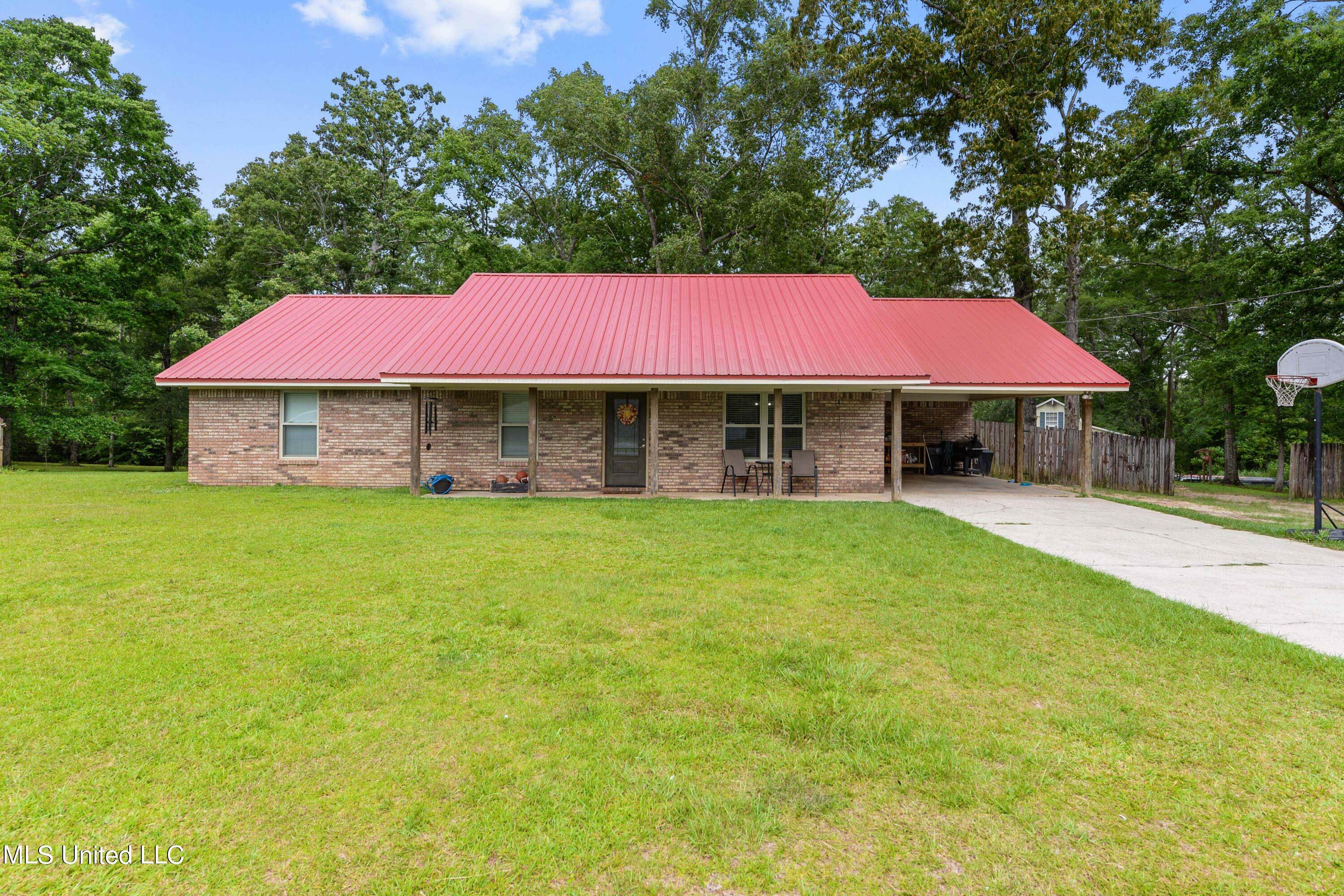 Property Photo:  485 Riceville Road  MS 39561 