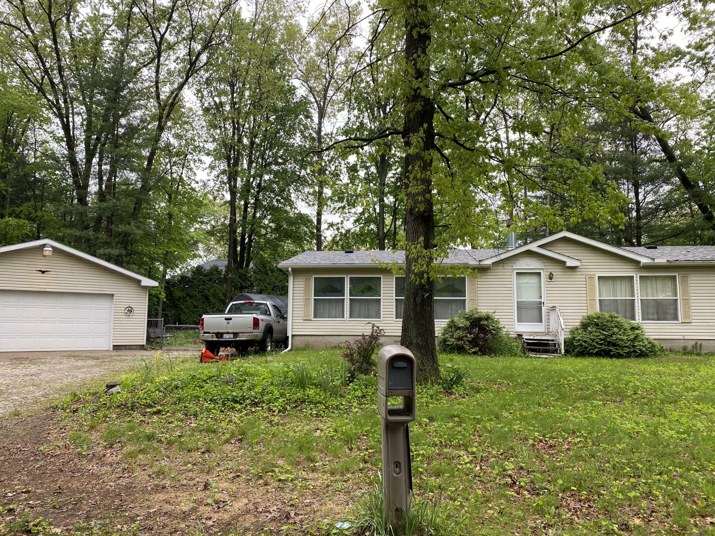 Property Photo:  8090 Cheyenne Drive  MI 49329 