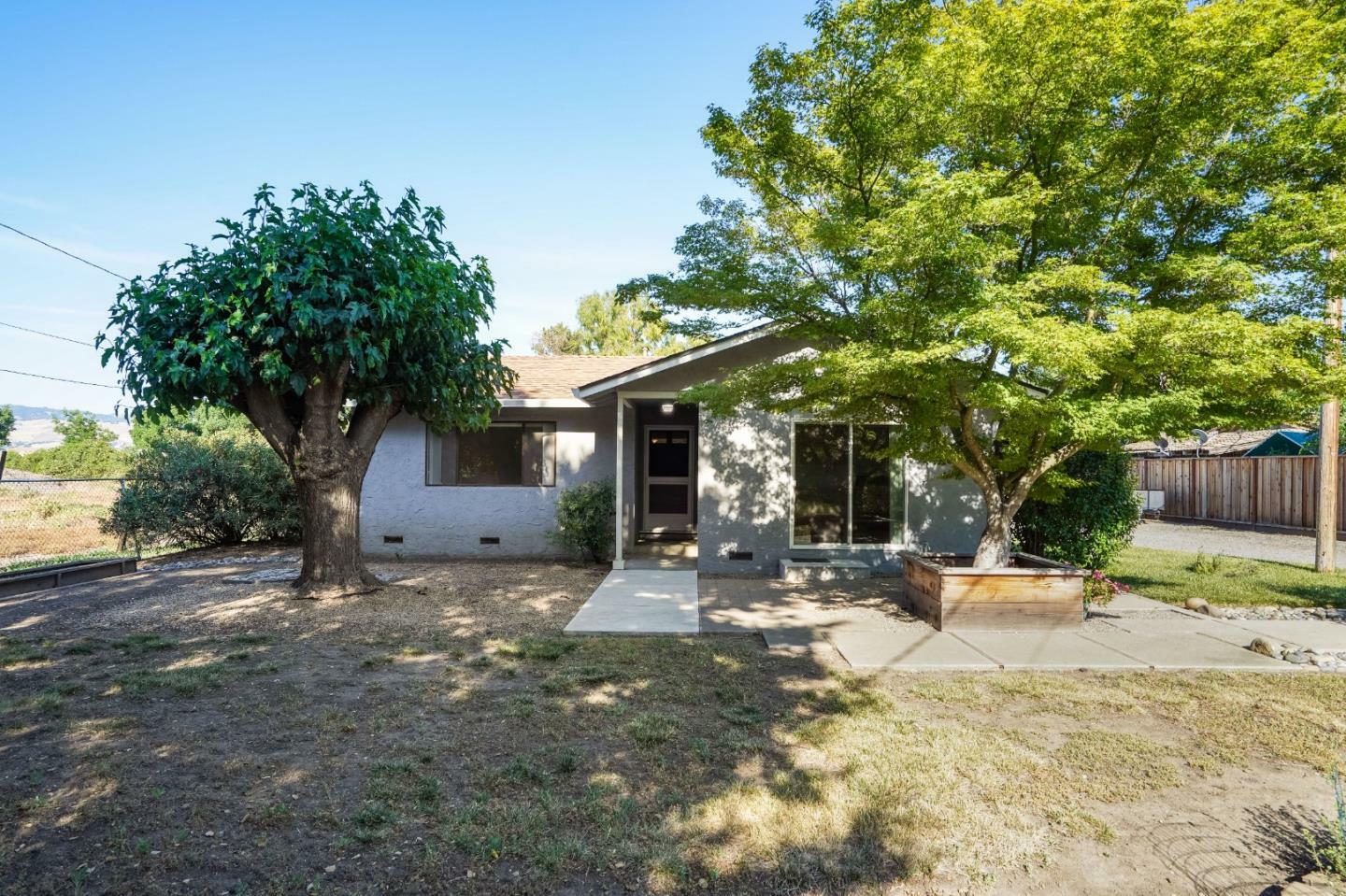 Property Photo:  9400 Kern Avenue  CA 95020 