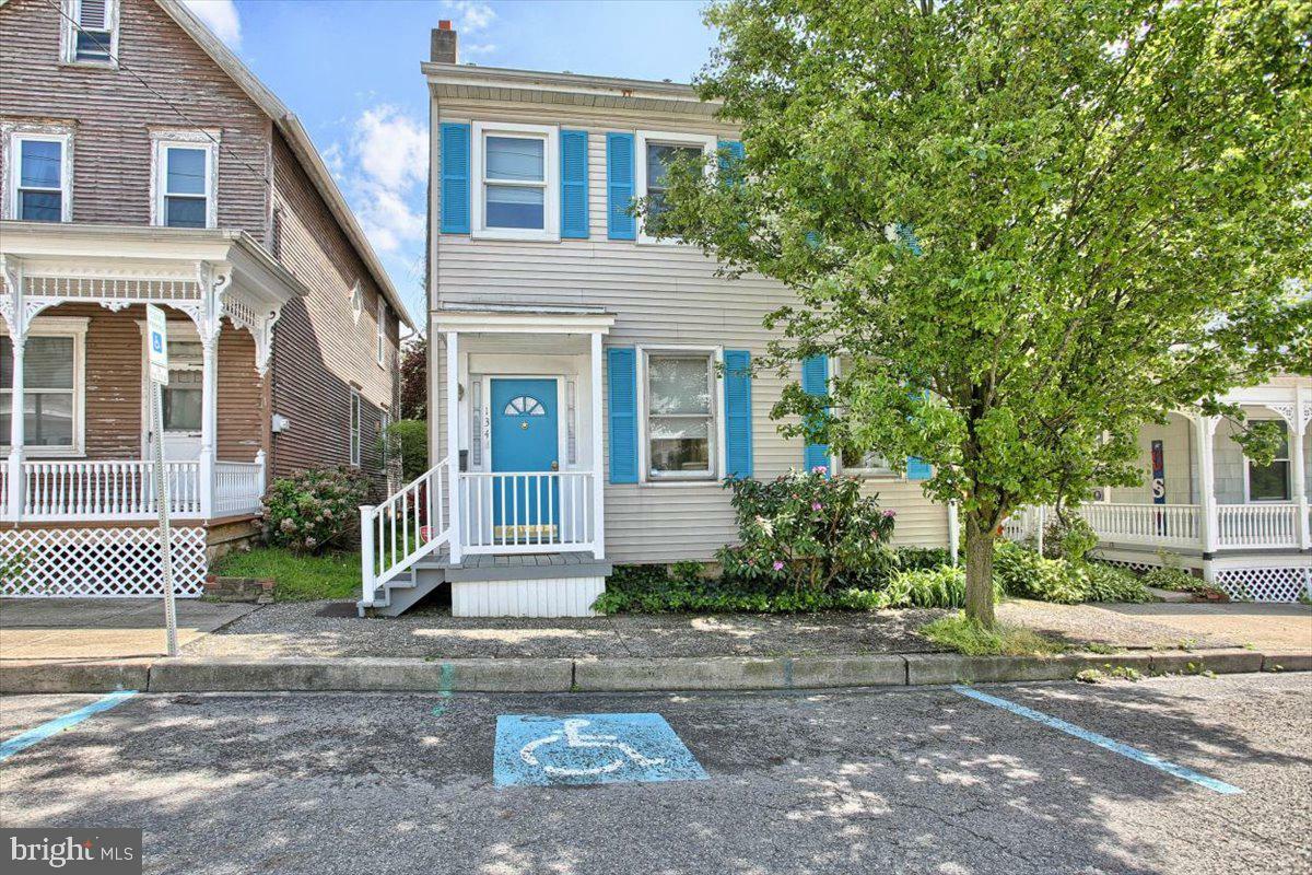 Property Photo: 134 Pine Street PA 17061