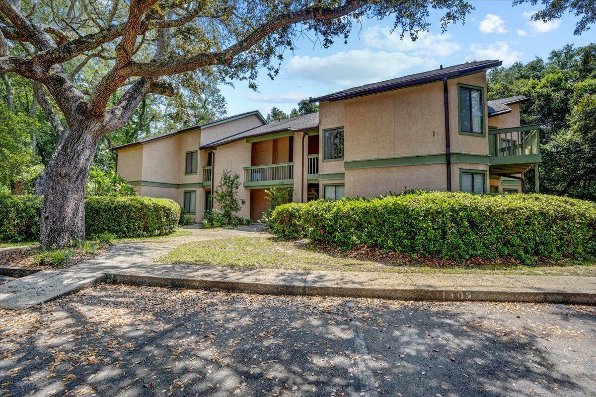 Property Photo:  55 Bay Drive 1102  FL 32578 