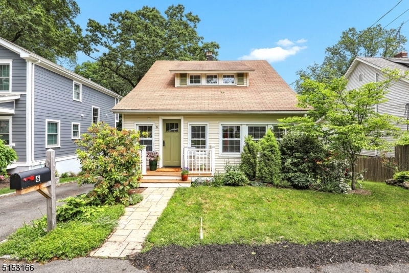 Property Photo:  6 Burrows Ave  NJ 07924 