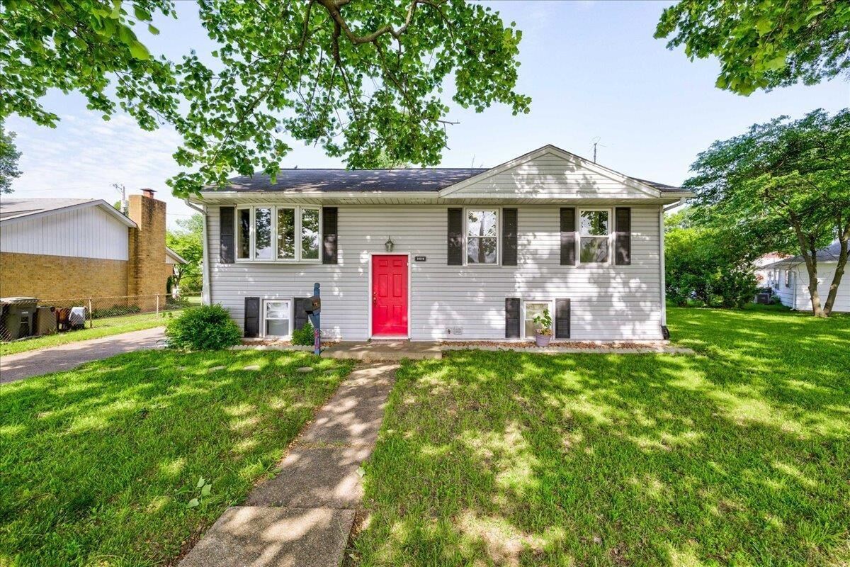 Property Photo: 3515 Tremont Road IN 47710
