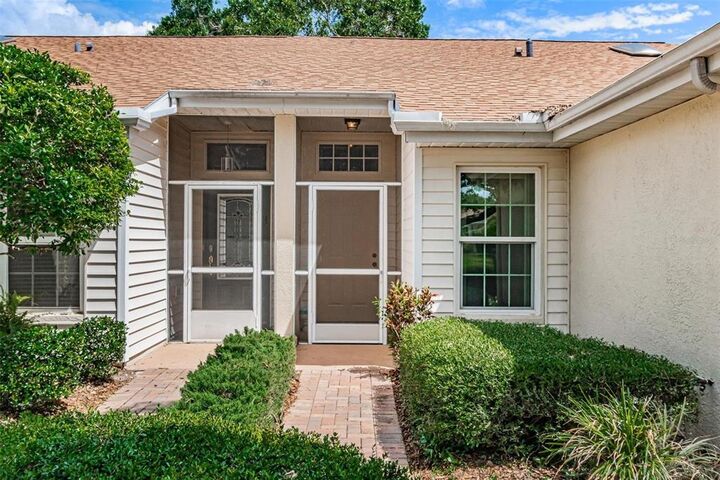 Property Photo: 2519 New Haven Circle 116 FL 33573