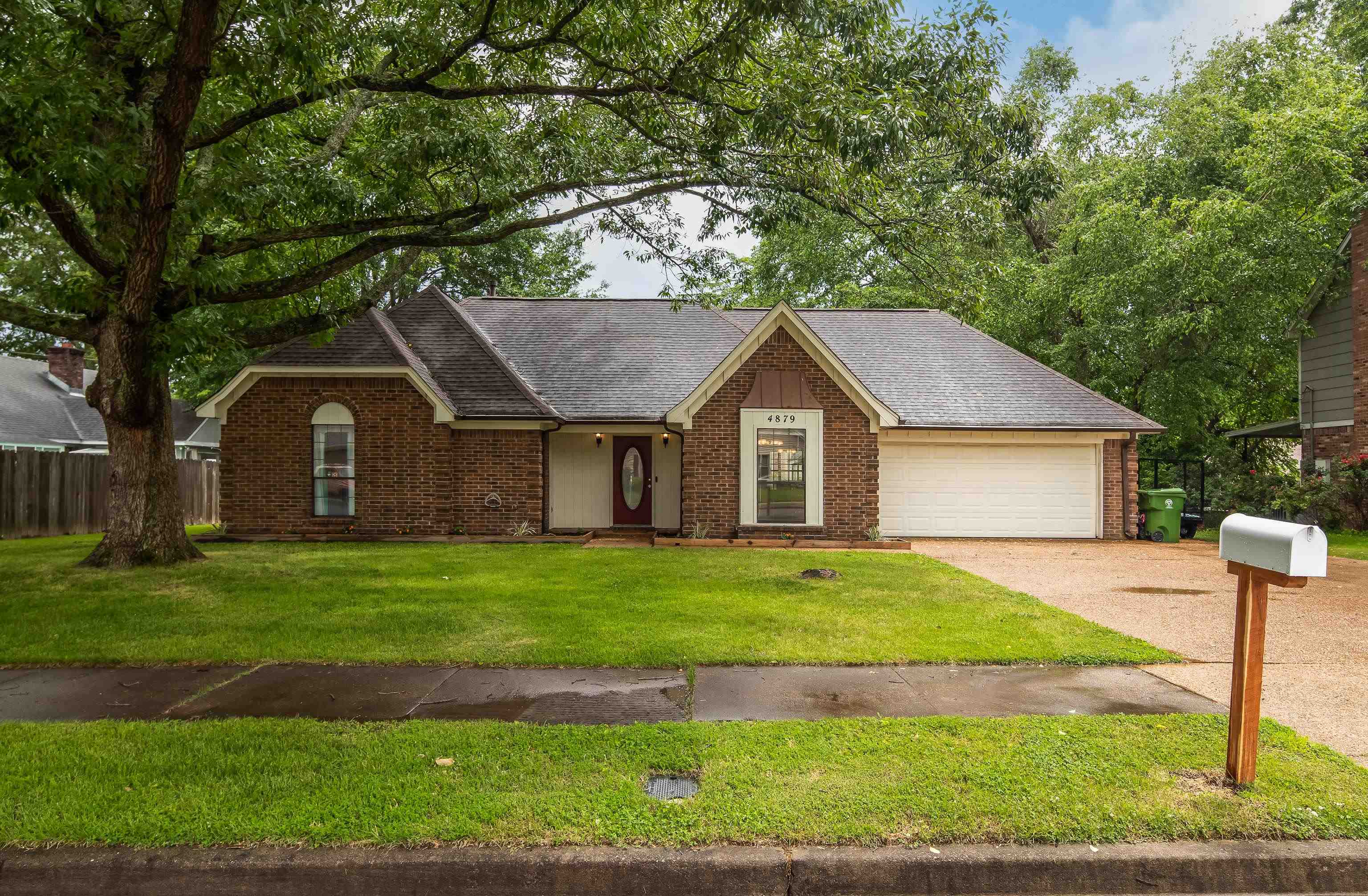 Property Photo:  4879 Baywood Dr  TN 38053 