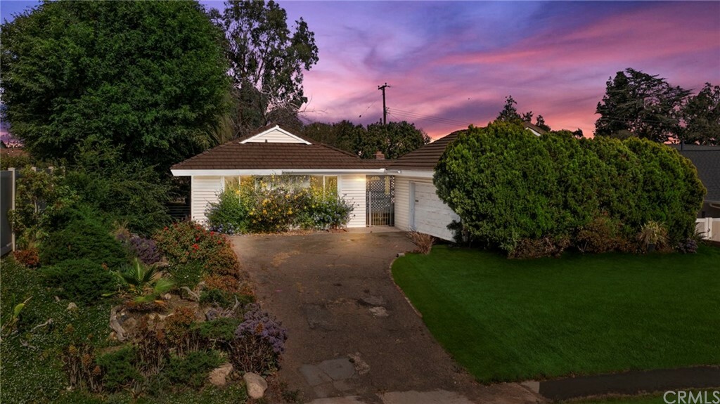 Property Photo:  2442 Cambridge Avenue  CA 92835 