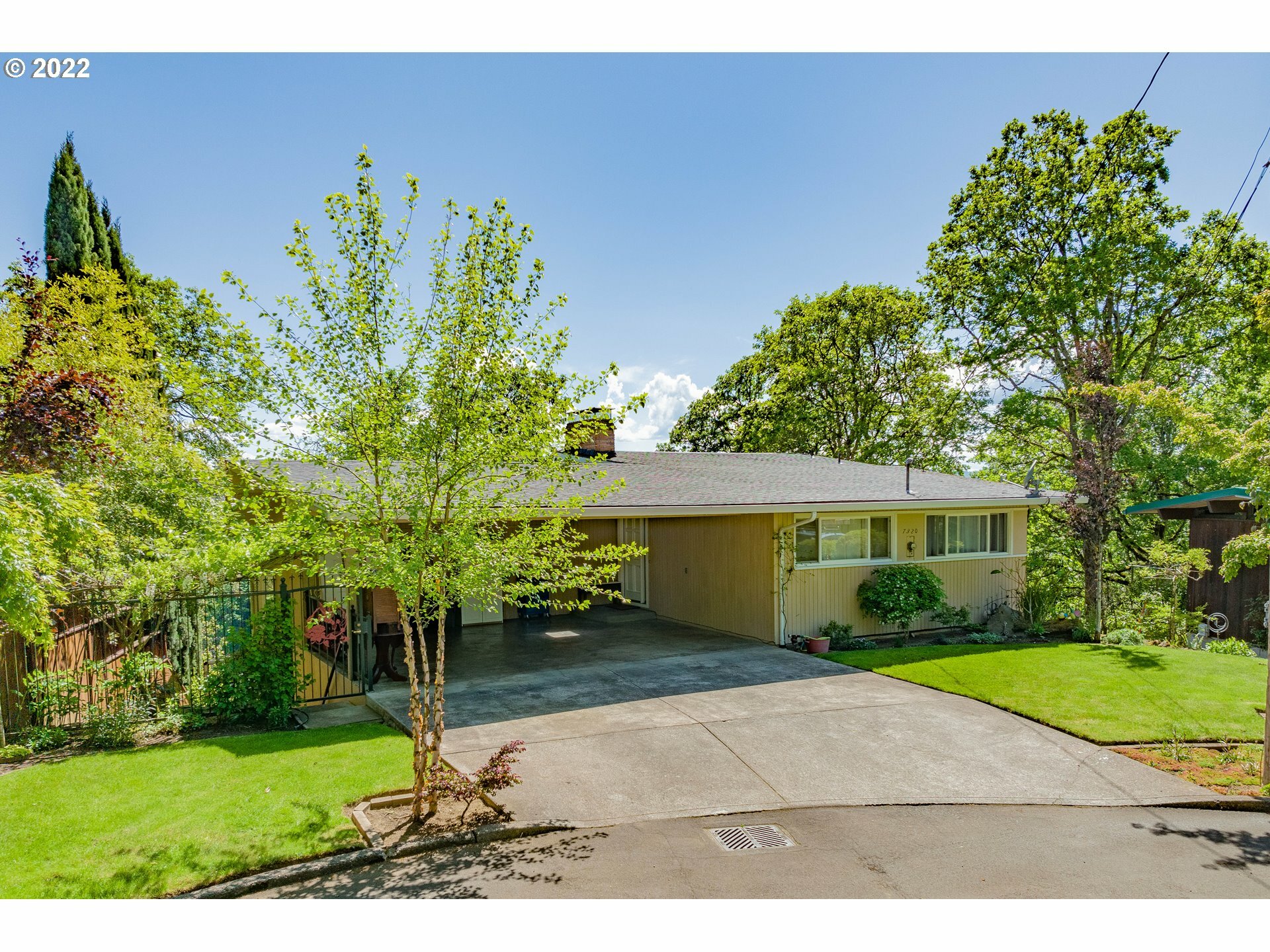 Property Photo: 7320 NW 16th Ave WA 98665