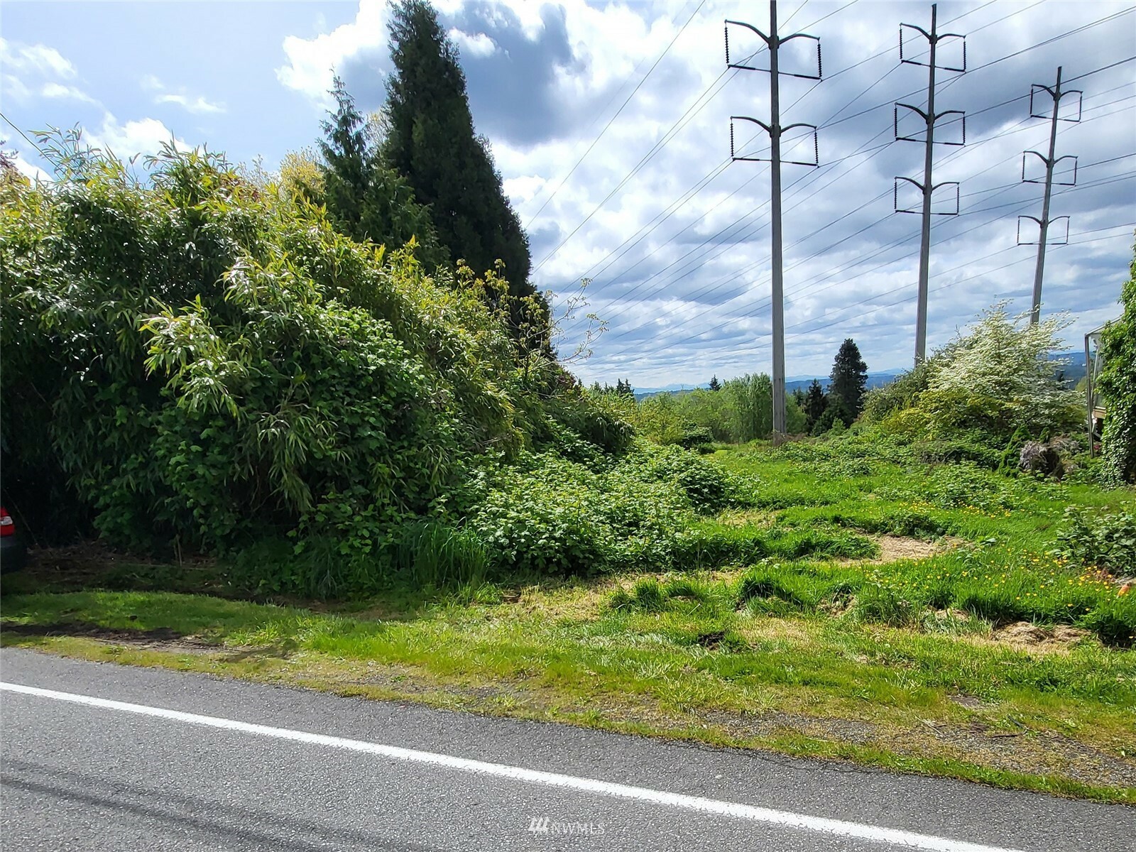 Property Photo:  8219 S 128th St  WA 98178 