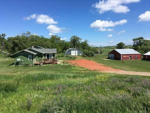 Property Photo:  4251 County Road 37  ND 58571 